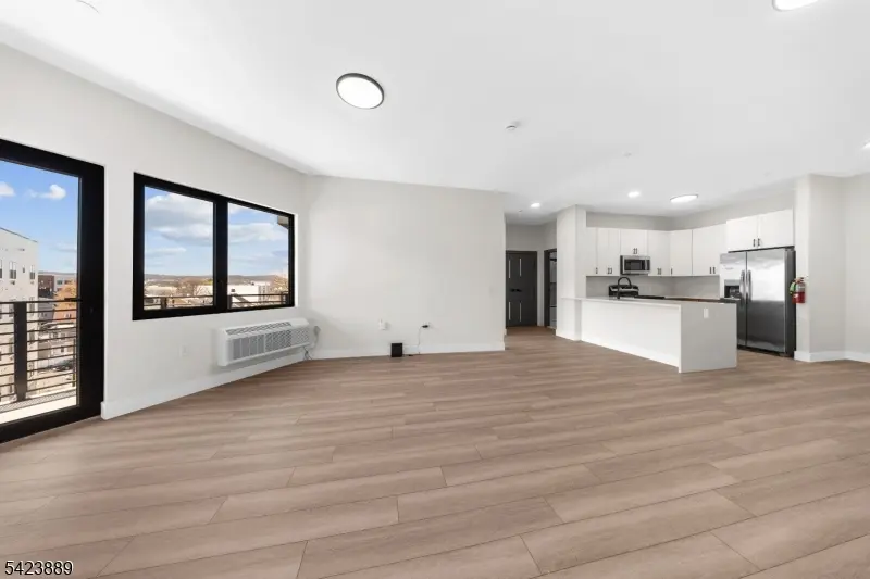 87 Mary St #501, Paterson City, NJ 07503