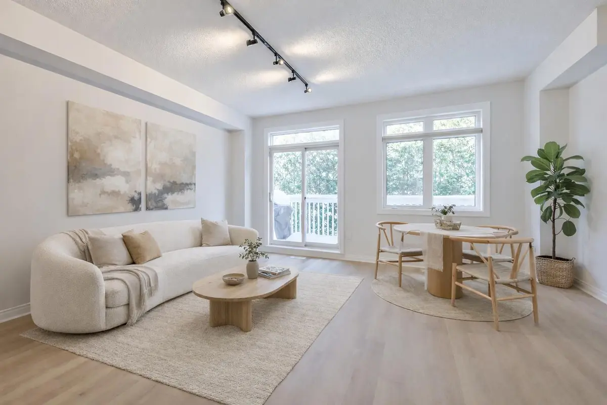 1051 On Bogart CIR #46, Newmarket, ON L3Y 8T4