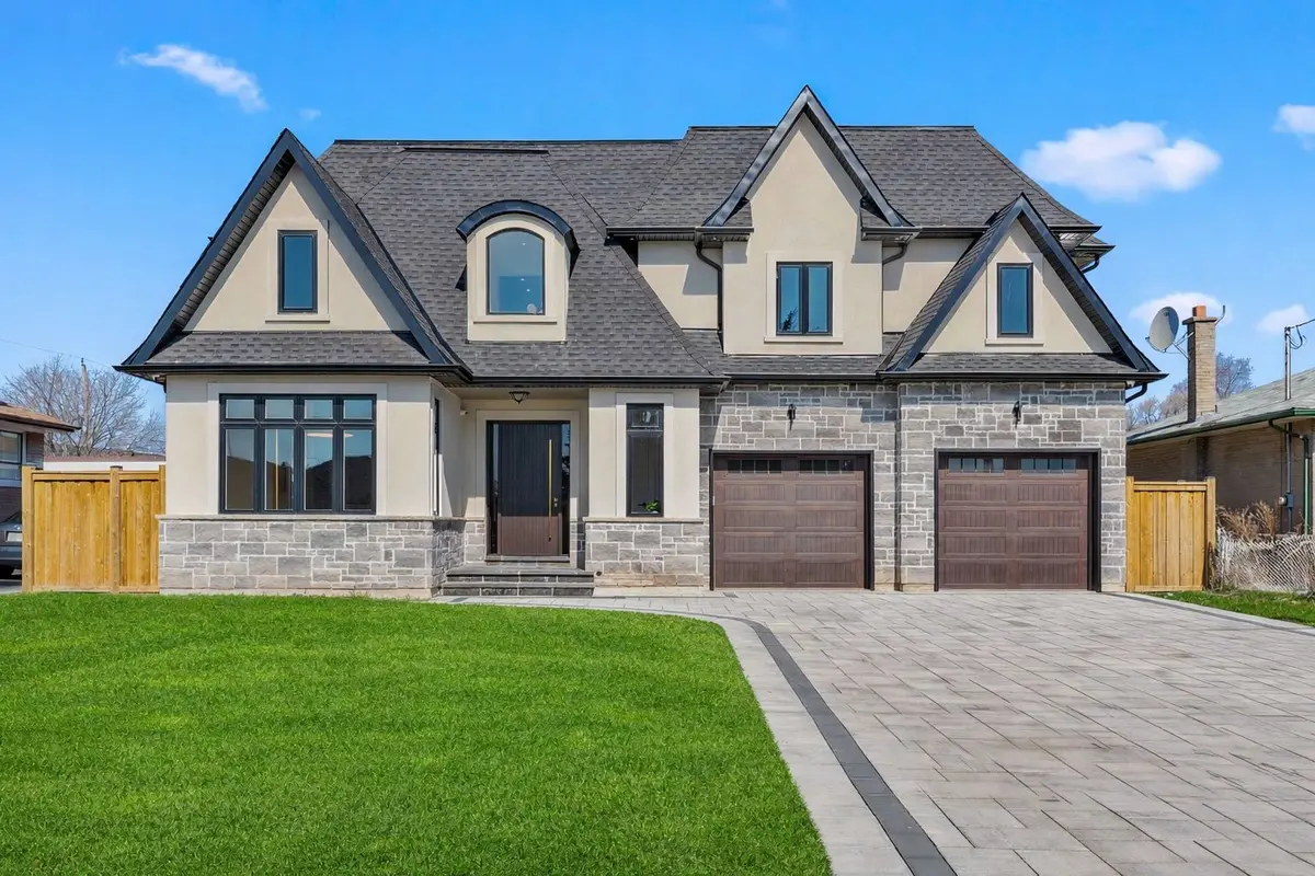 383 Wadsworth ST, Oakville, ON L6K 2A2