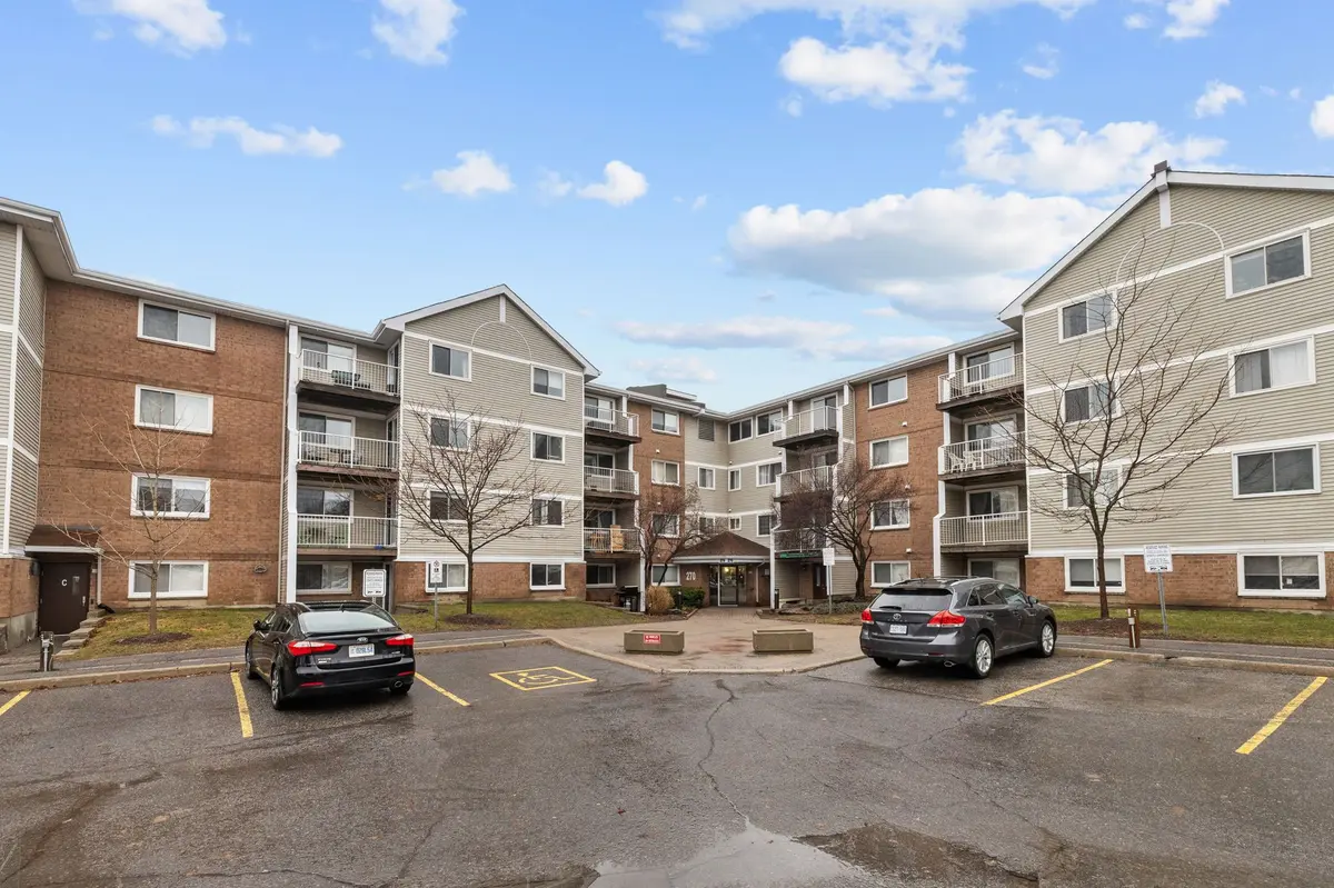 270 Brittany DR #214, Manor Park - Cardinal Glen And Area, ON K1K 4M3