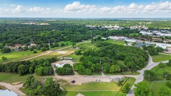 610 W Simonds Road, Seagoville, TX 75159