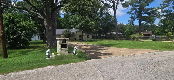 105 Janice Circle, Tool, TX 75143