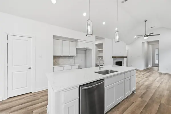 3010 Templegate, Crandall, TX 75114