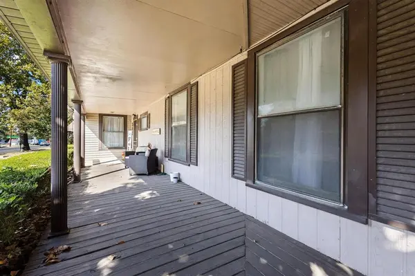 302 W Main Street, Honey Grove, TX 75446