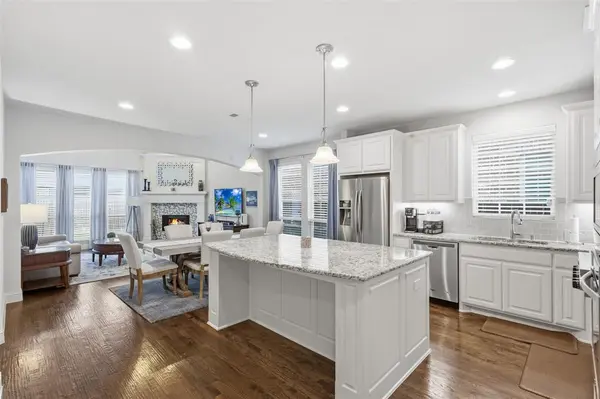 408 Highwood Trail, Lewisville, TX 75056