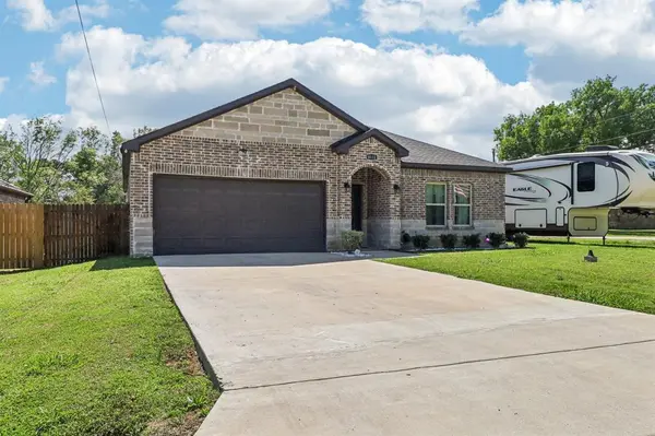 8112 Lakeshore Drive, Kemp, TX 75143