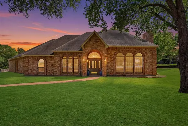 1363 Cross Timber Drive, Southlake, TX 76092