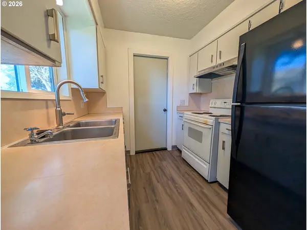 407 G AVE, La Grande, OR 97850