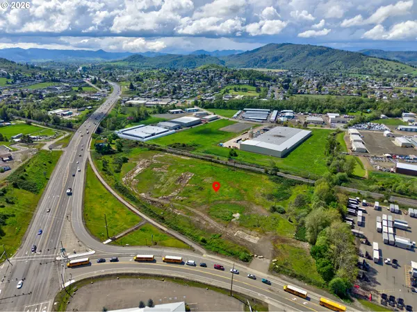 4553 OLD HIGHWAY 99 S, Roseburg, OR 97471