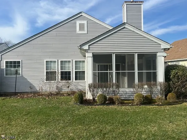 41 Victoria Dr, White Twp., NJ 07823