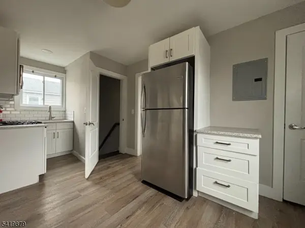 355 River Dr #2, Garfield City, NJ 07026