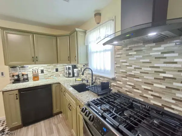 58 Lakewood Ave, Keansburg Boro, NJ 07734