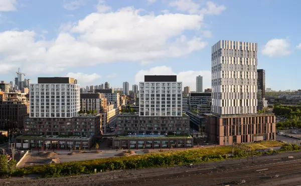 181 Mill ST #1003, Toronto C08, ON M5A 1C8