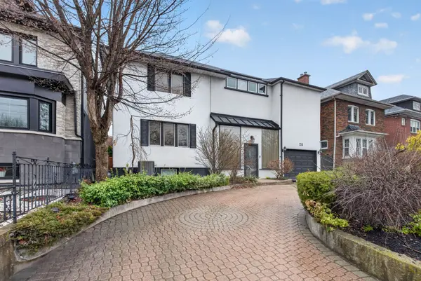 124 Lawrence AVE E, Toronto C04, ON M4N 1S8