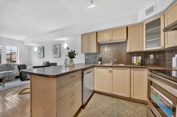 42 Pinery TRL #4, Toronto E11, ON M1B 6H9