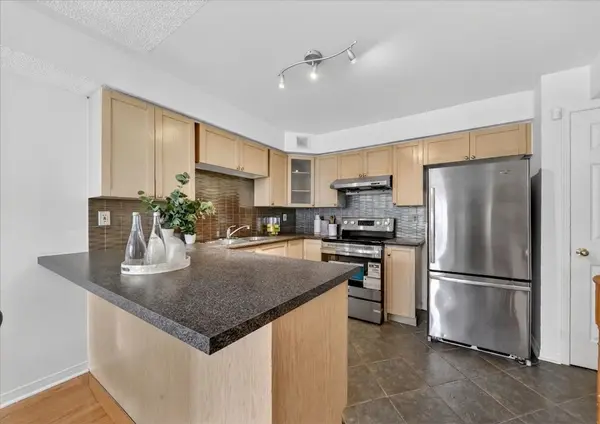 42 Pinery TRL #4, Toronto E11, ON M1B 6H9