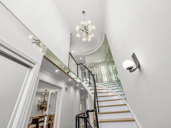 276 Floyd AVE, Toronto E03, ON M4J 2J3