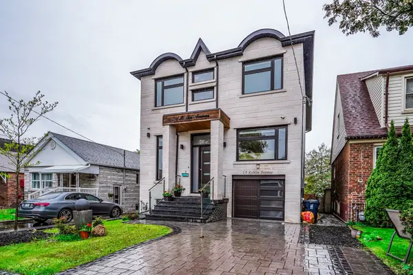 1A Roblin AVE, Toronto E03, ON M4C 3P7