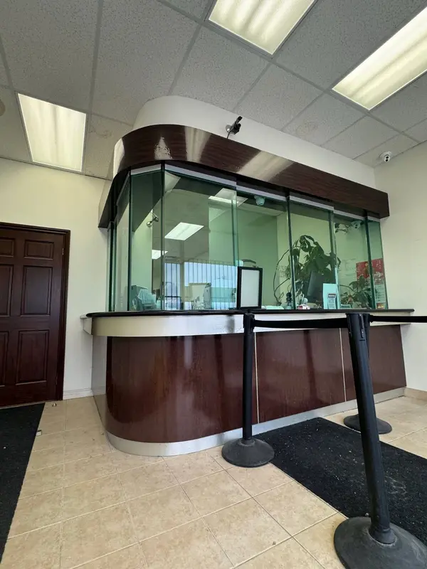 4779 Steeles AVE E #B6, Toronto E07, ON M1V 4S5