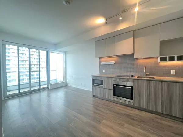 5 Buttermill AVE #3101, Vaughan, ON L4K 0J5