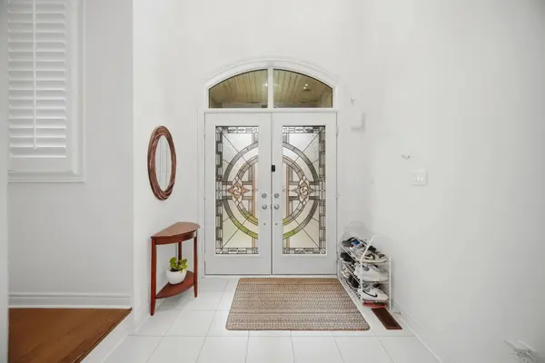 223 Inverness WAY S, Bradford West Gwillimbury, ON L3Z 0W5