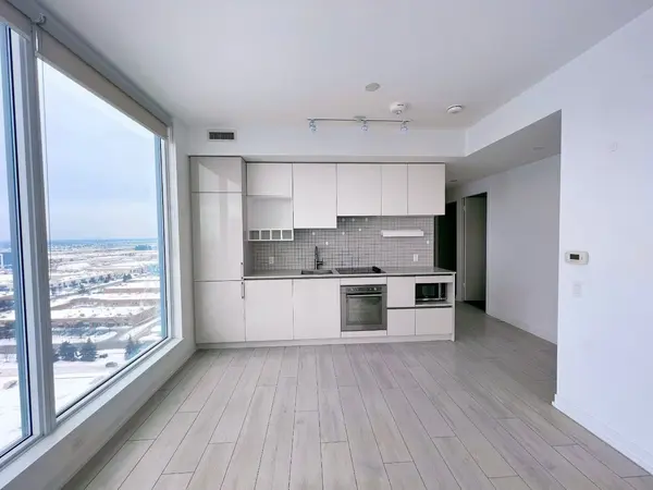 5 Buttermill AVE #2109, Vaughan, ON L4K 0J5