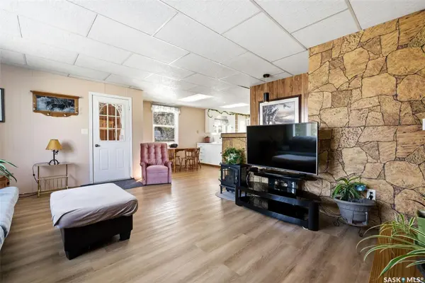 347 Green AVENUE, Regina Beach, SK S0G 4C0