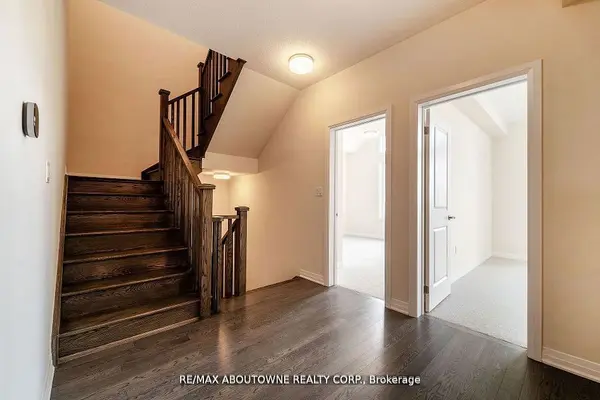 3511 Post RD, Oakville, ON L6H 7W5