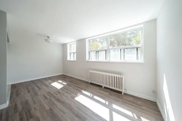 Burlington, ON L7R 2L4