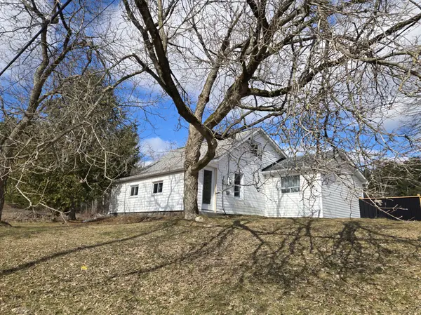 112959 Highway 7 HWY, Addington Highlands, ON K0H 1Z0