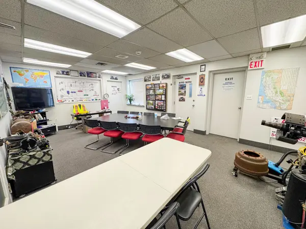 764 Wharncliffe RD S #2nd Floor - Unit 200, London South, ON N6J 2N4