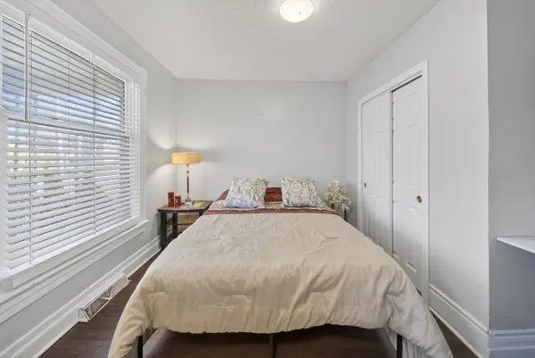 4475 First AVE, Niagara Falls, ON L2E 4G1