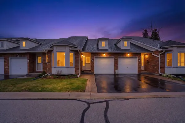 222 Fellowes CRES #29, Hamilton, ON L8B 0R1