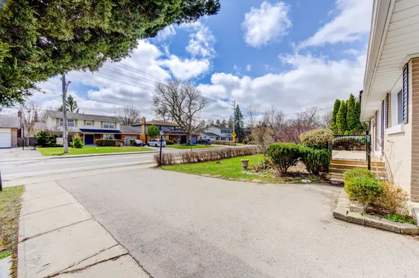 530 Huron ST, London East, ON N5Y 4J5