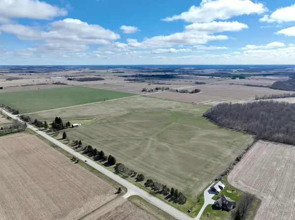 23899 Dundonald RD, Southwest Middlesex, ON N0L 1M0