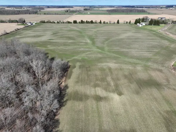 23899 Dundonald RD, Southwest Middlesex, ON N0L 1M0