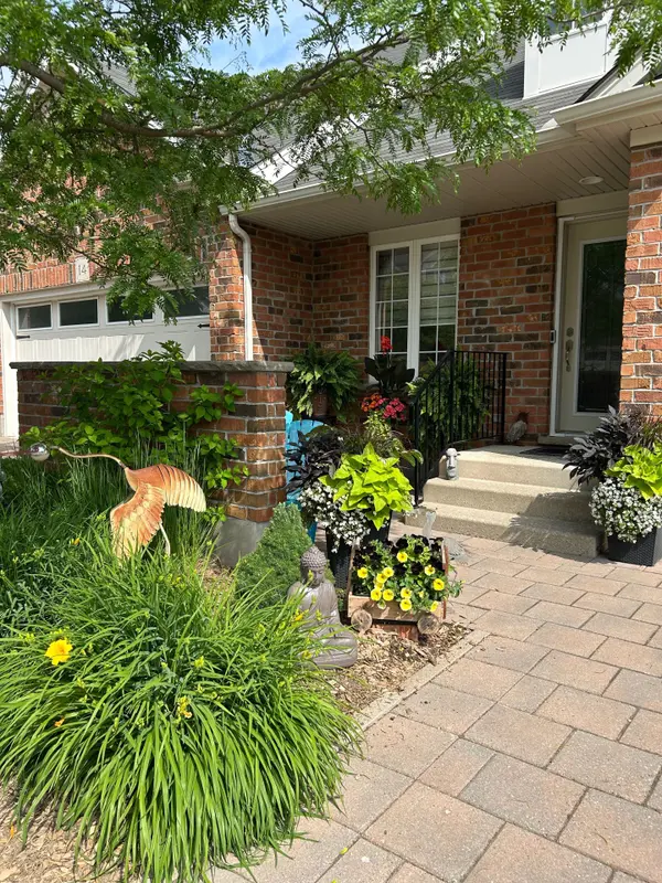 464 Commissioners RD W #16, London South, ON N6J 0A2