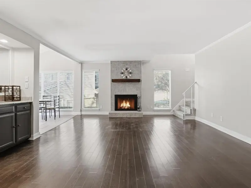 2713 Meadowstone Court, Carrollton, TX 75006