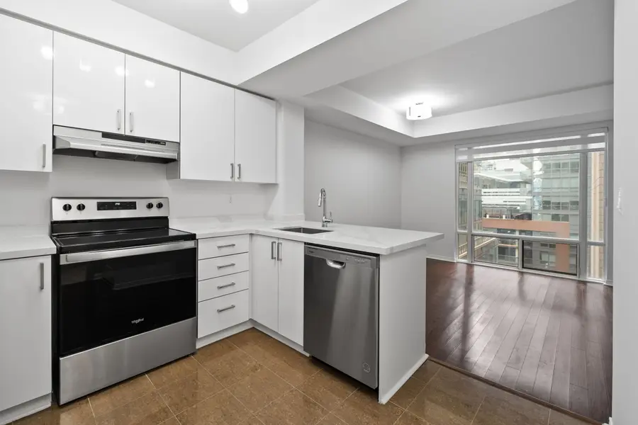 50 John ST #804, Toronto C01, ON M5V 3T5