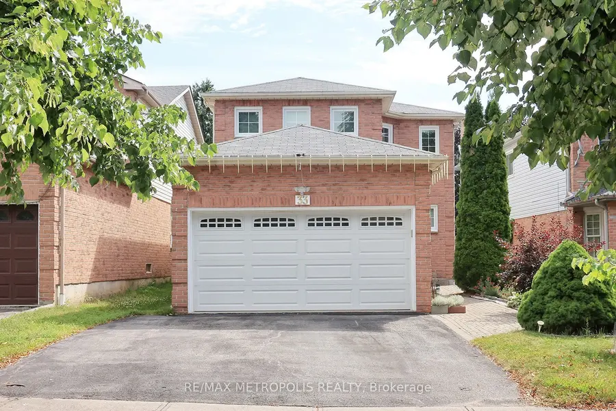 33 Lipton CRES ##BASEMENT, Whitby, ON L1R 1W7