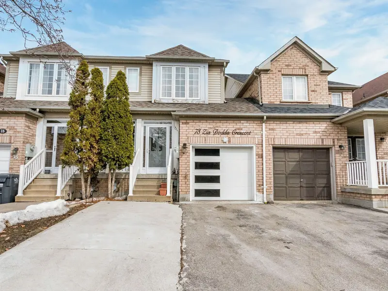 73 Zia Dodda CRES, Brampton, ON L6P 1J6