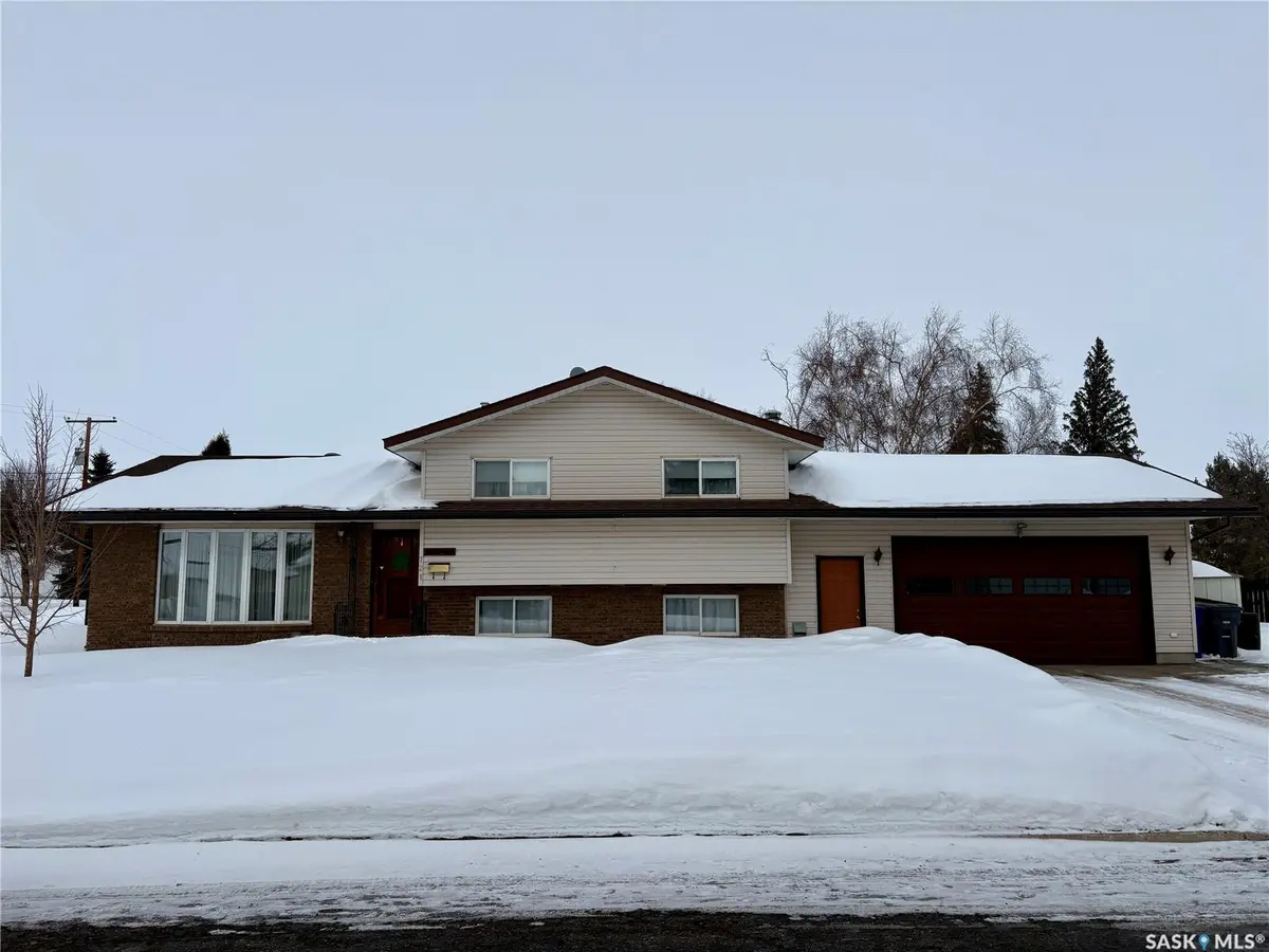 721 6th AVENUE, Rosthern, SK S0K 3R0