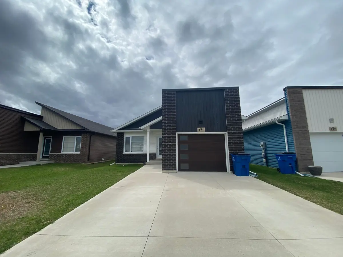 231 Manning DR, Chatham-kent, ON N7M 0S5