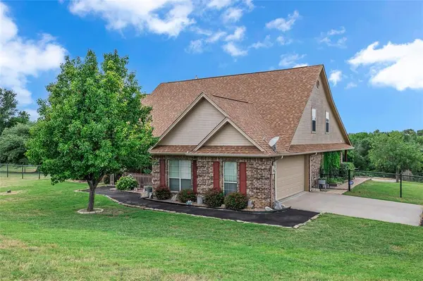 151 Canyon Creek Court, Weatherford, TX 76087