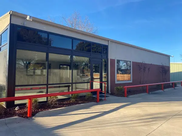 621 Cow Alley Avenue, Waxahachie, TX 75165