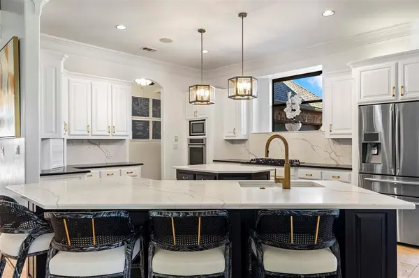 2101 Surrey Lane, Mckinney, TX 75072