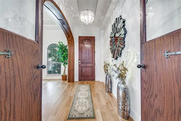 7031 Nueces Drive, Irving, TX 75039