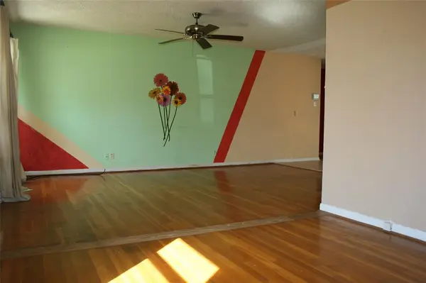 2579 Springvale Drive, Farmers Branch, TX 75234