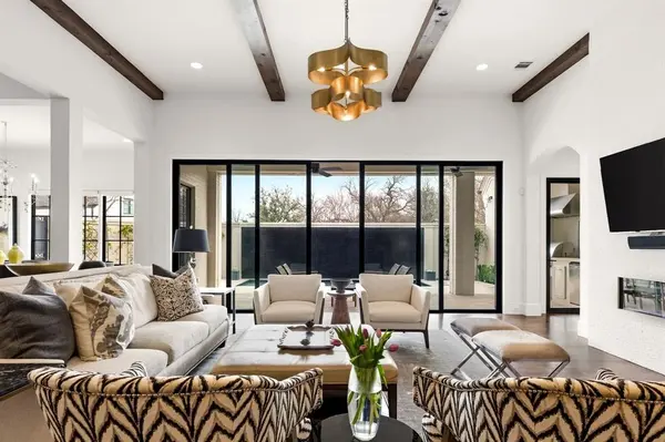 38 Abbey Creek Way, Dallas, TX 75248