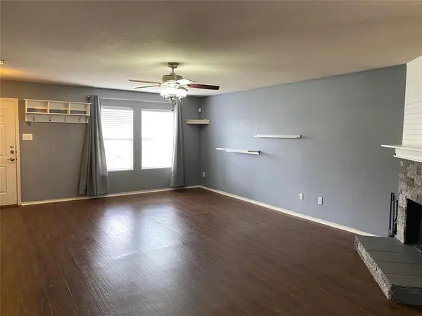 912 Mosaic Drive, Fort Worth, TX 76179